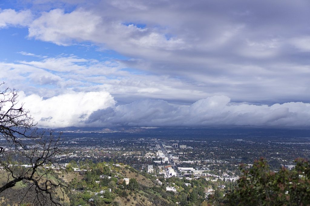 San Fernando Valley, Mulholland Drive Scenic Overlooks